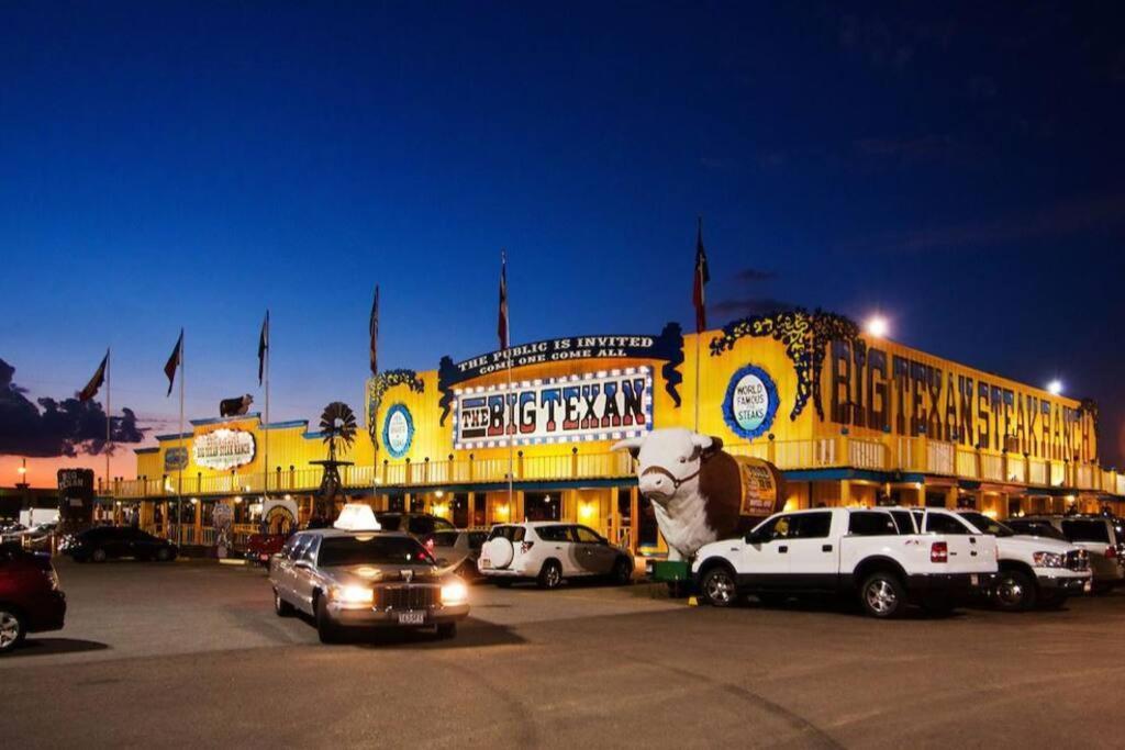 The Big Texan Motel Amarillo Exterior foto